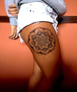 Thigh Tattoo Ideas for Females