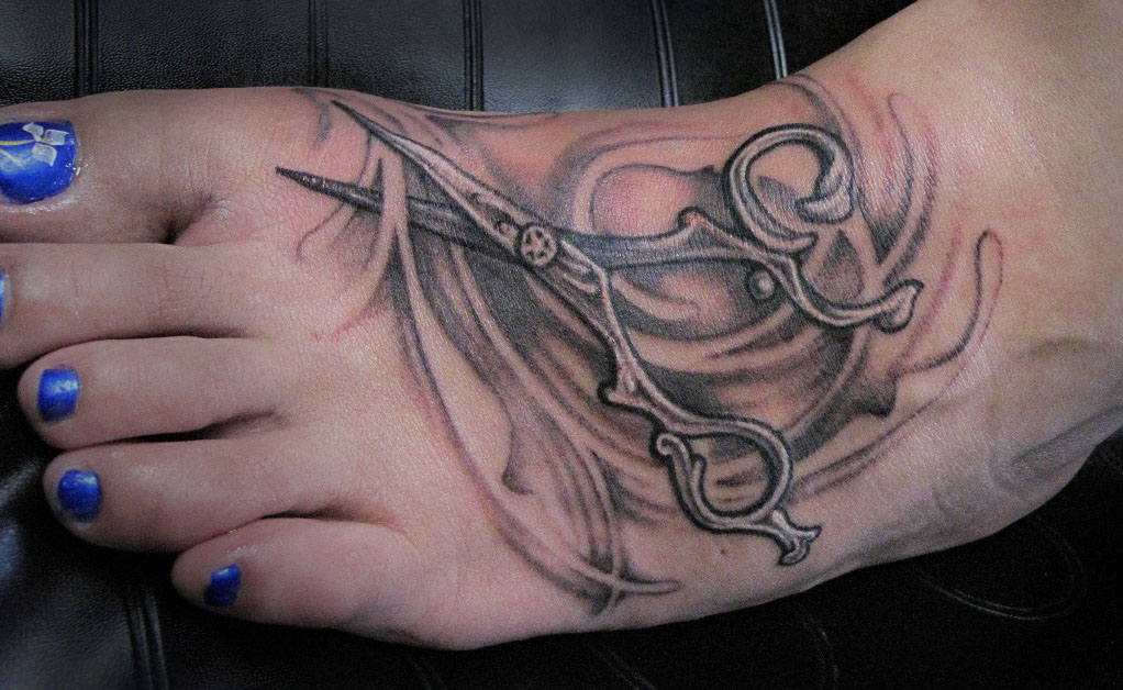 shears in Tattoos  Search in 13M Tattoos Now  Tattoodo